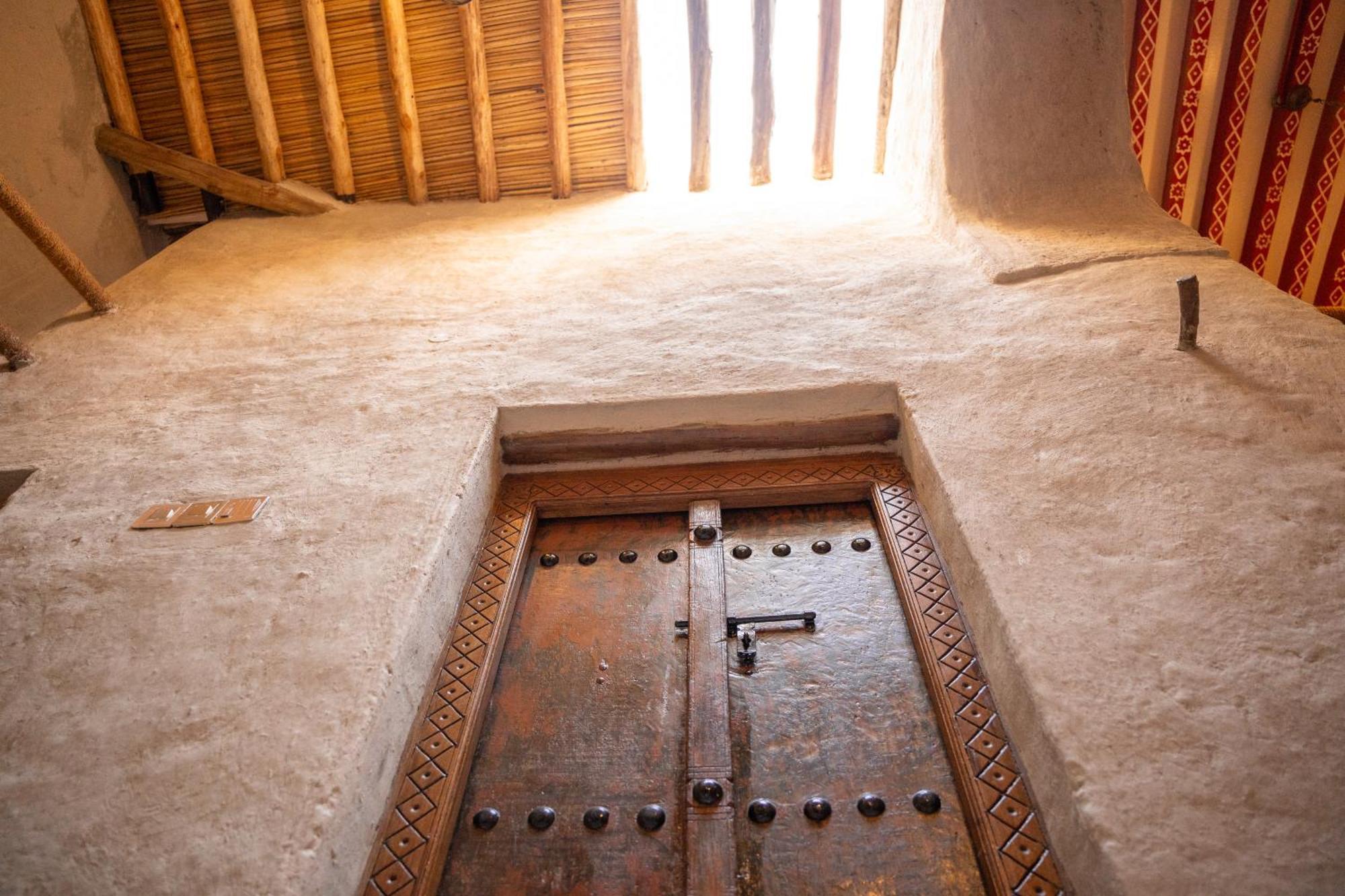 Nomad Inn Назва Экстерьер фото