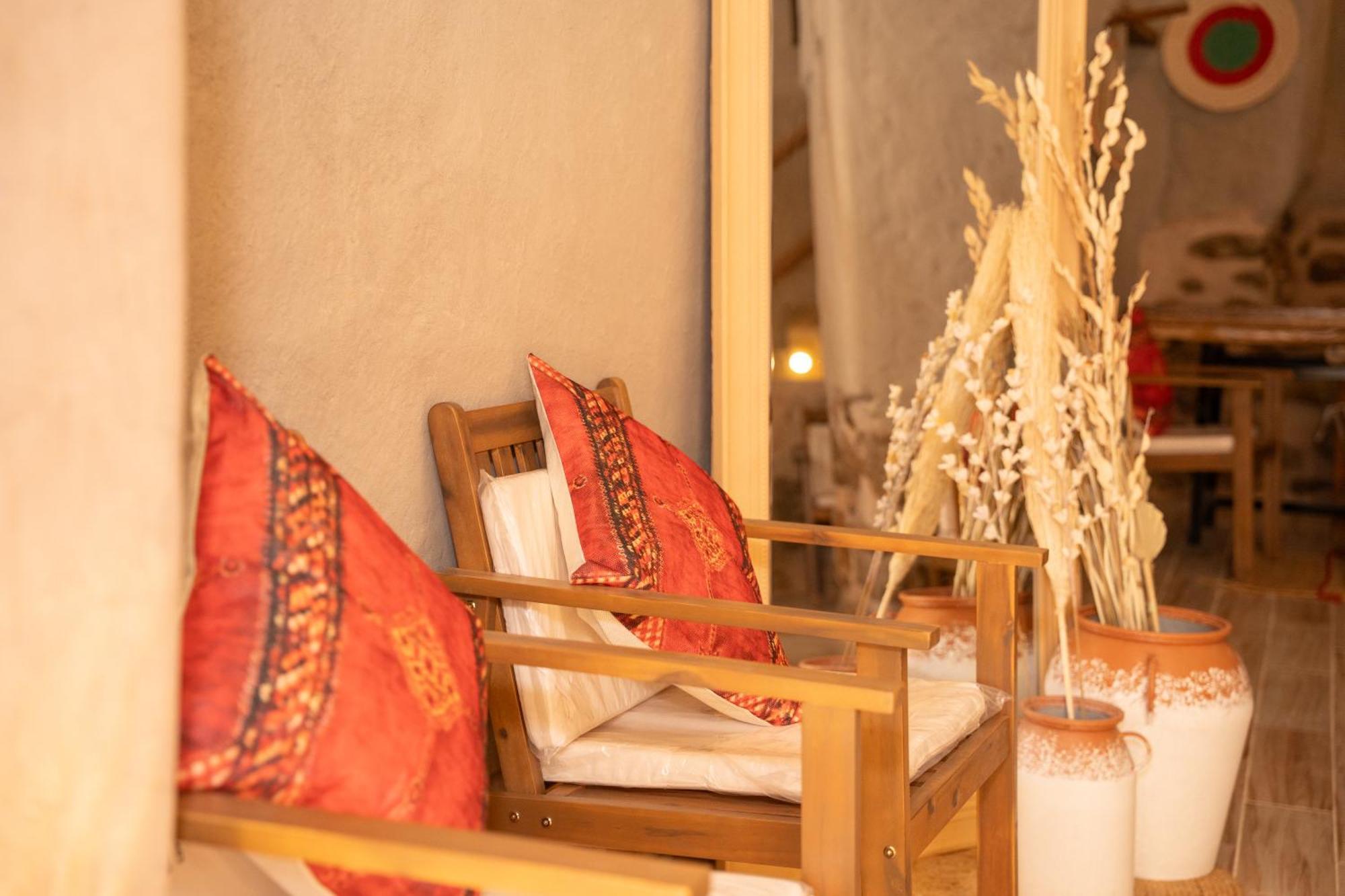 Nomad Inn Назва Экстерьер фото