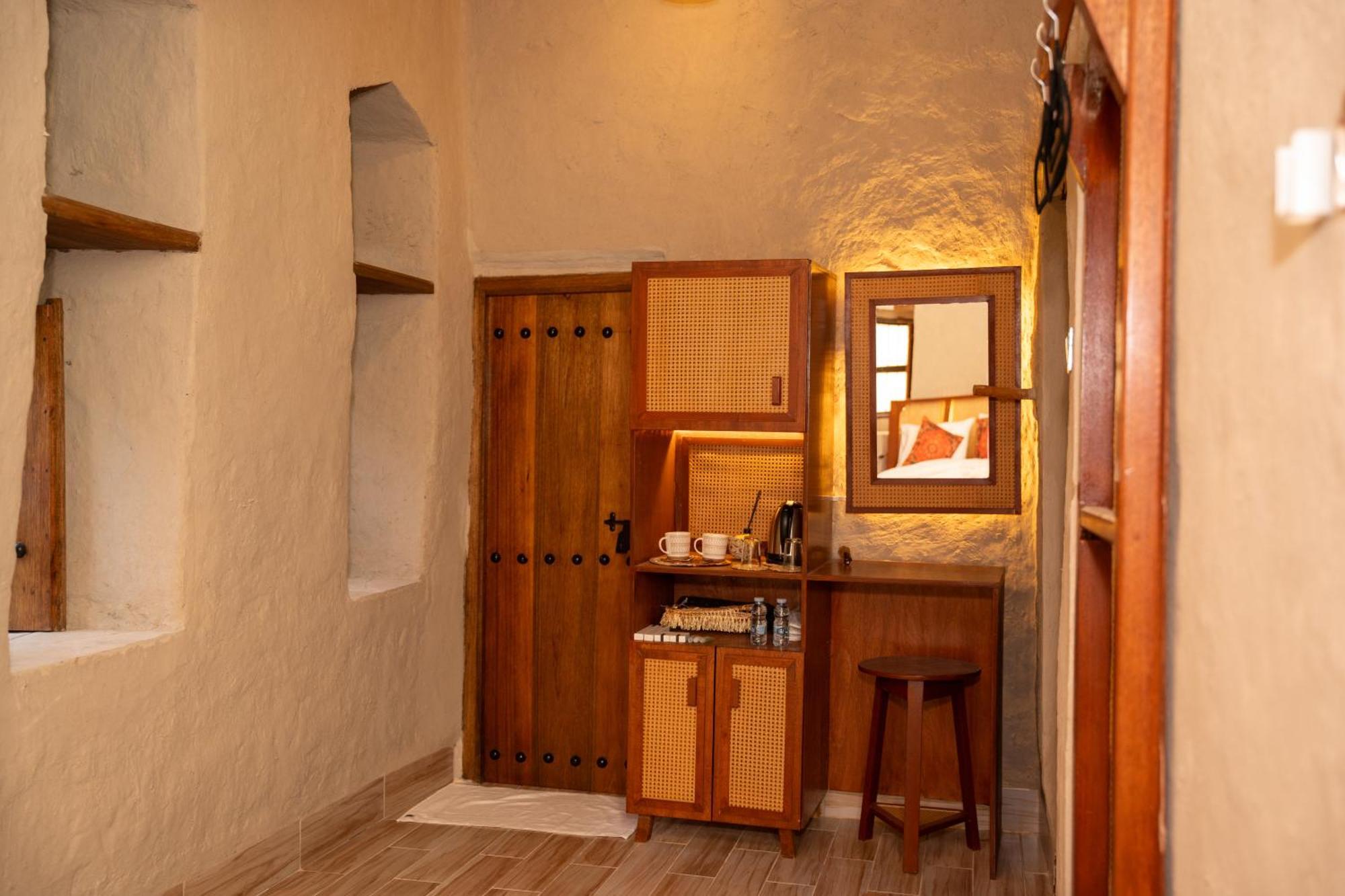 Nomad Inn Назва Экстерьер фото