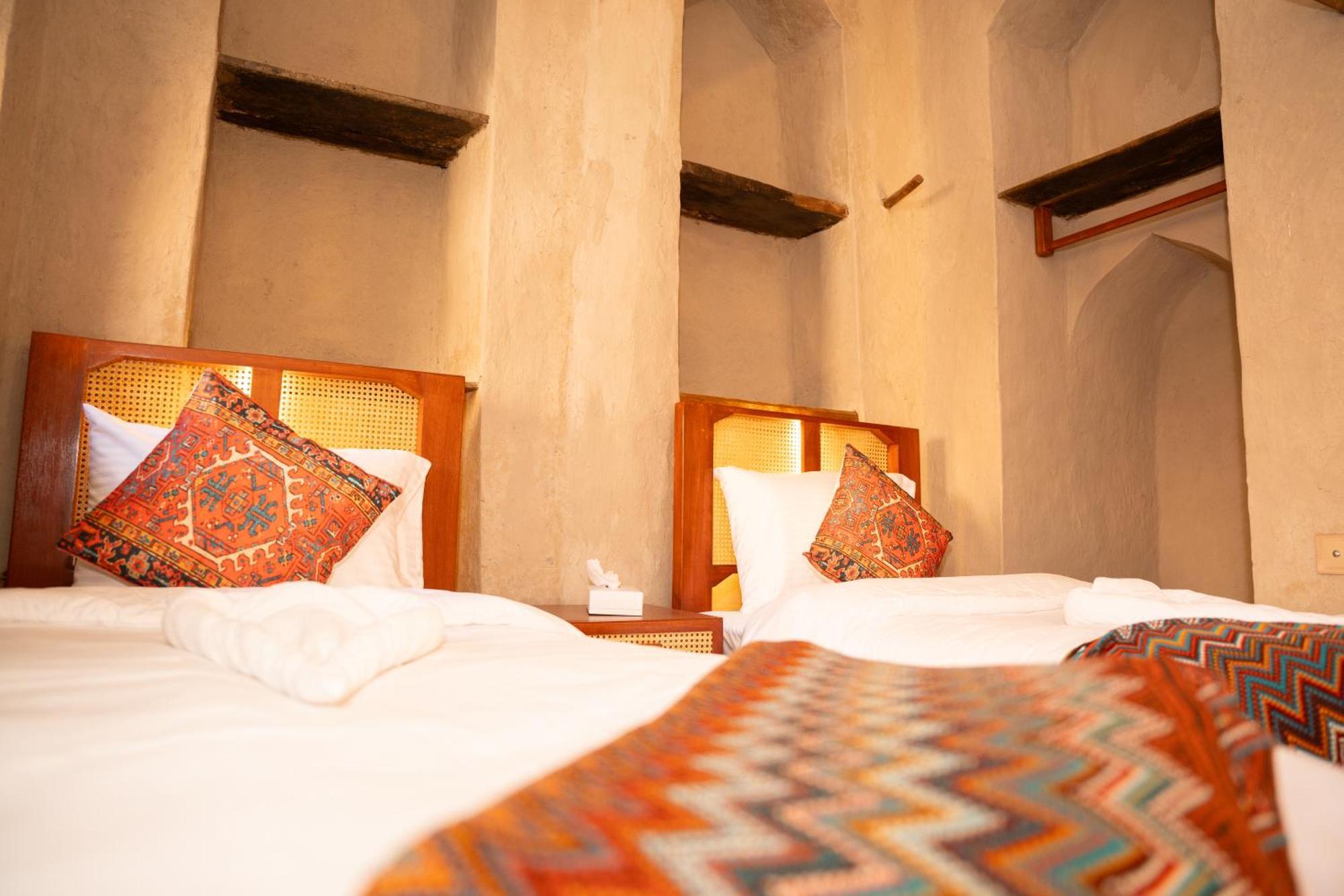 Nomad Inn Назва Экстерьер фото